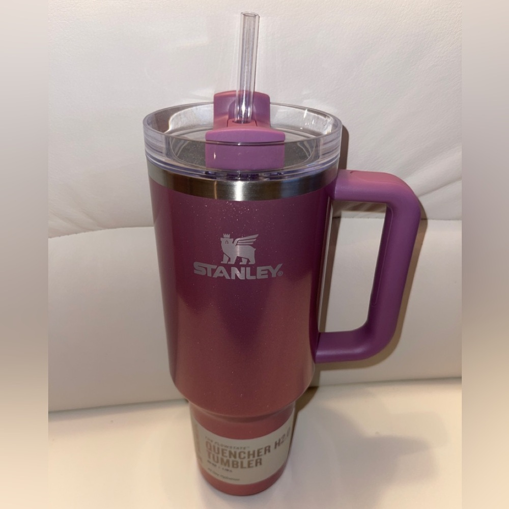 Stanley Tumbler 40oz Stainless Steel H2.0 FlowState Quencher Shimmer Mauve